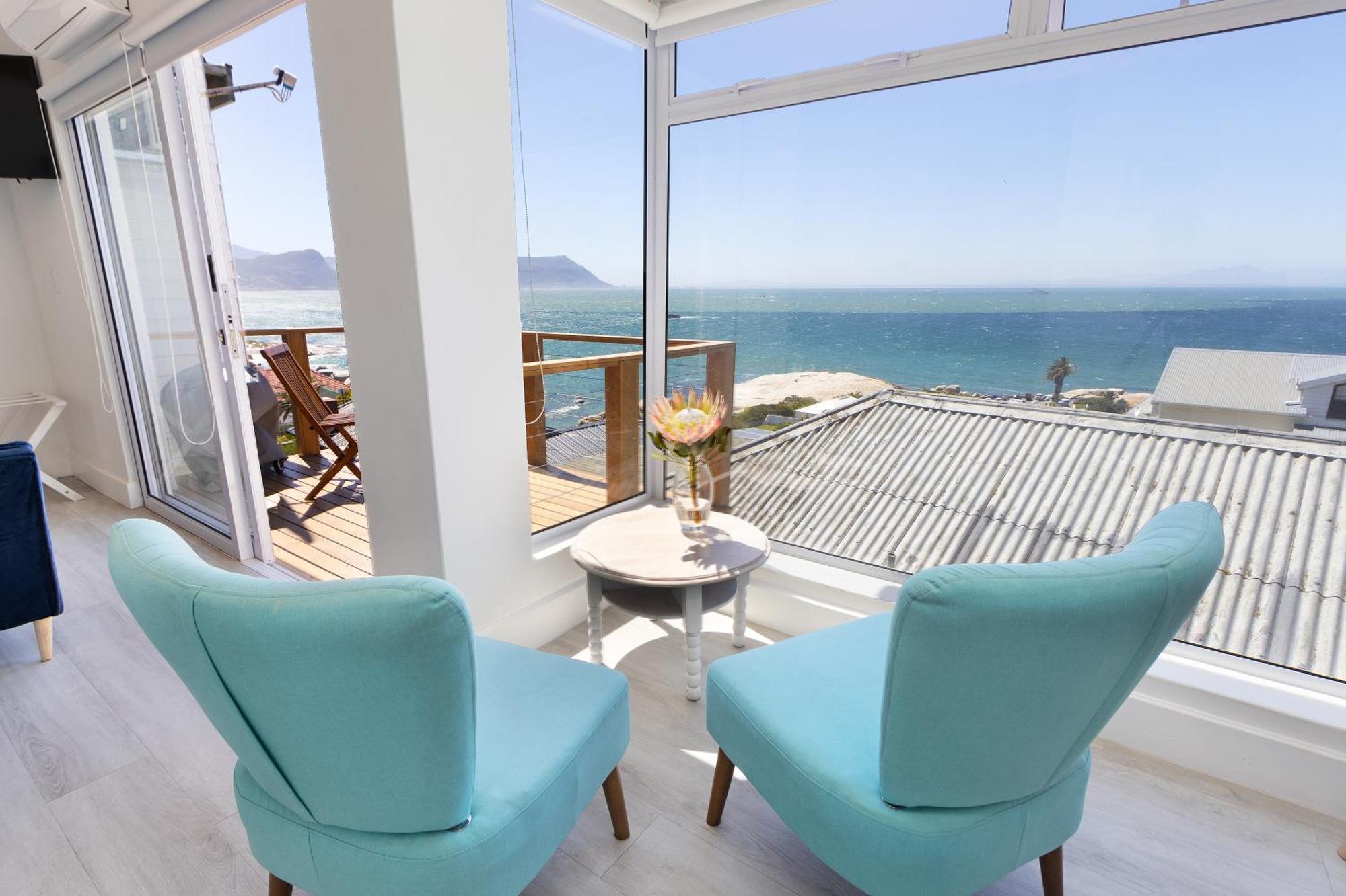 Penguins View Guesthouse Simon's Town Exterior photo