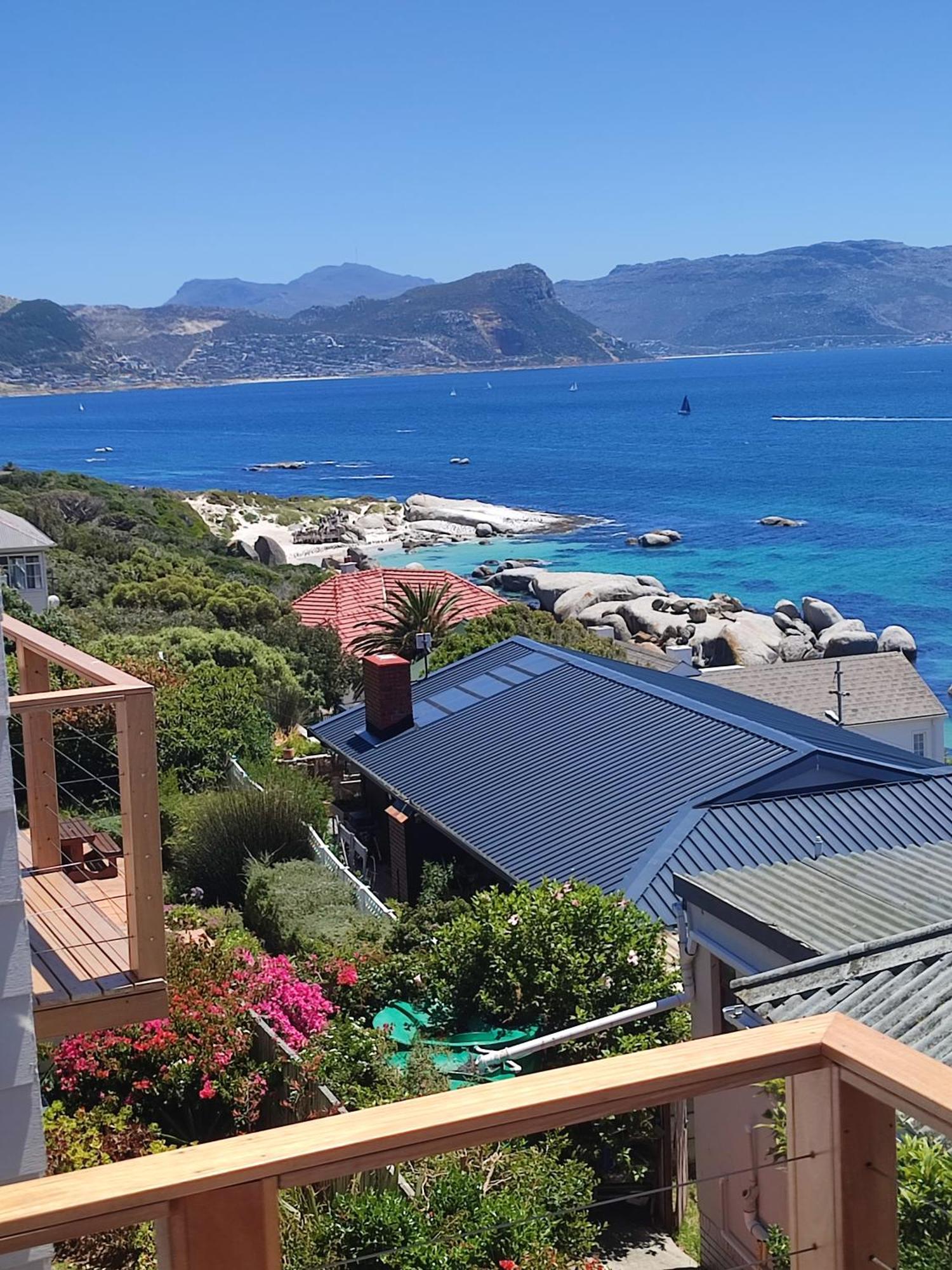 Penguins View Guesthouse Simon's Town Exterior photo